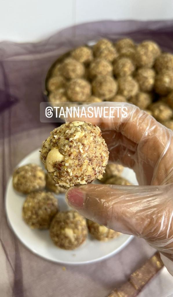 Alsi Pinni Ladoo