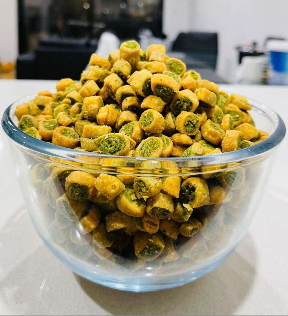 Methi Bhakharvadi (Button Size)