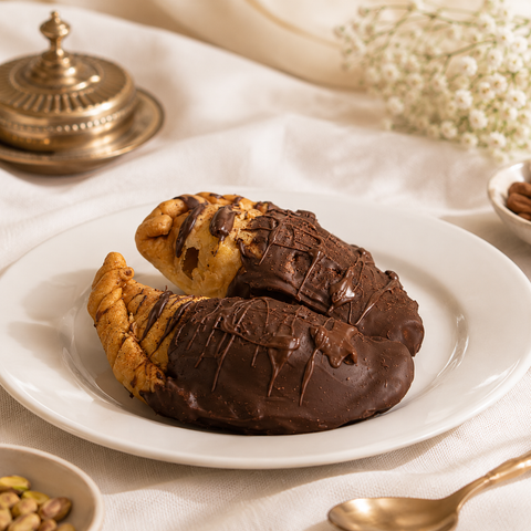 Choco-Dipped Cinnamon Flavour Gujiya