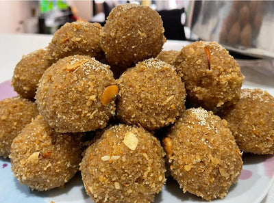 Round Indian sweet ladoos - Churma Ladoo