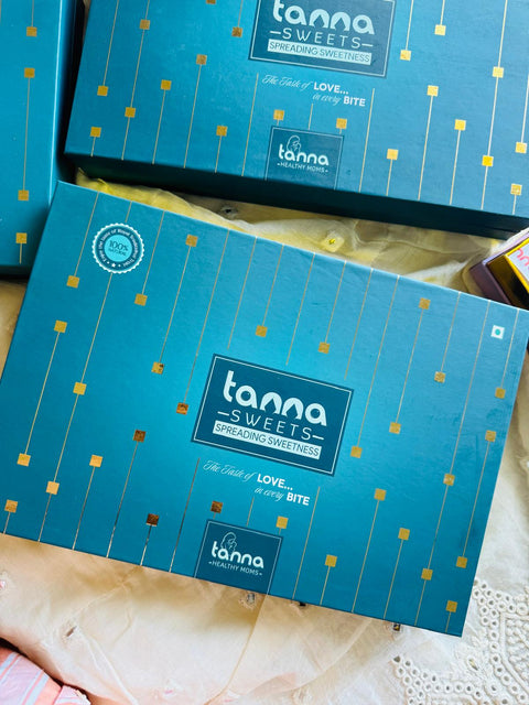 Tanna Sweets 1kg premium gift box packaging